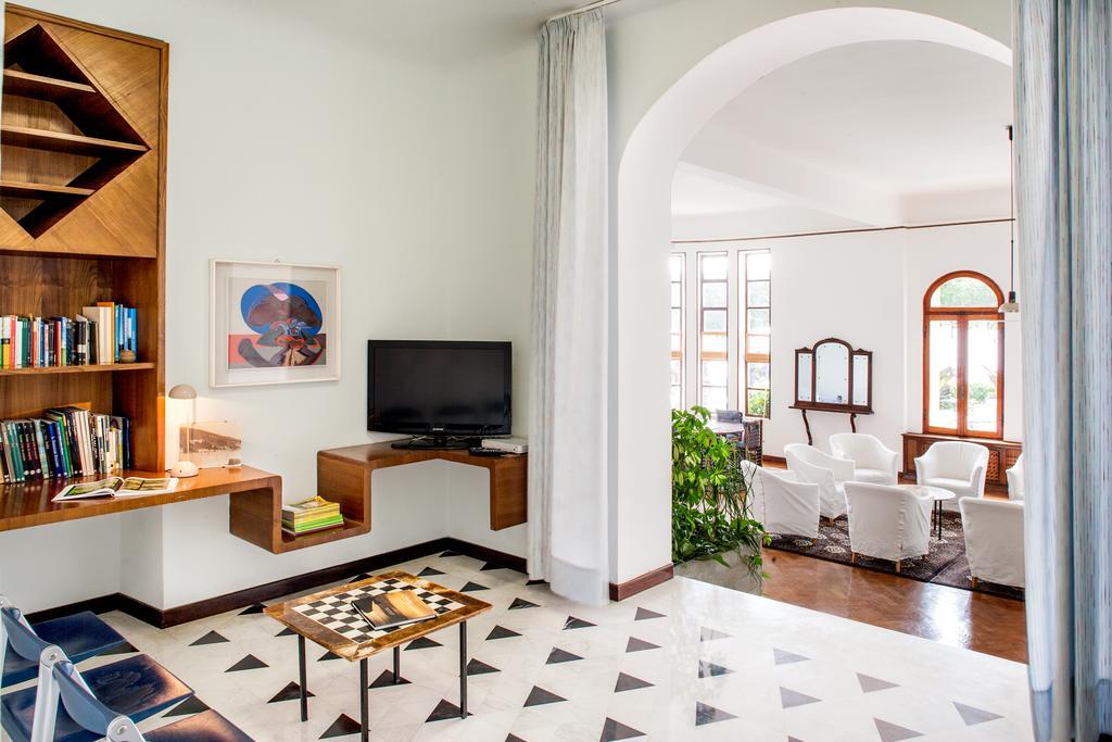 Hotel Beau Sejour Alassio Buitenkant foto