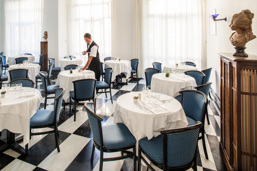 Hotel Beau Sejour Alassio Buitenkant foto